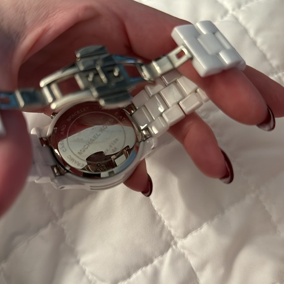 Michael Kors White Ceramic Chronograph Watch - Picture 4 of 5